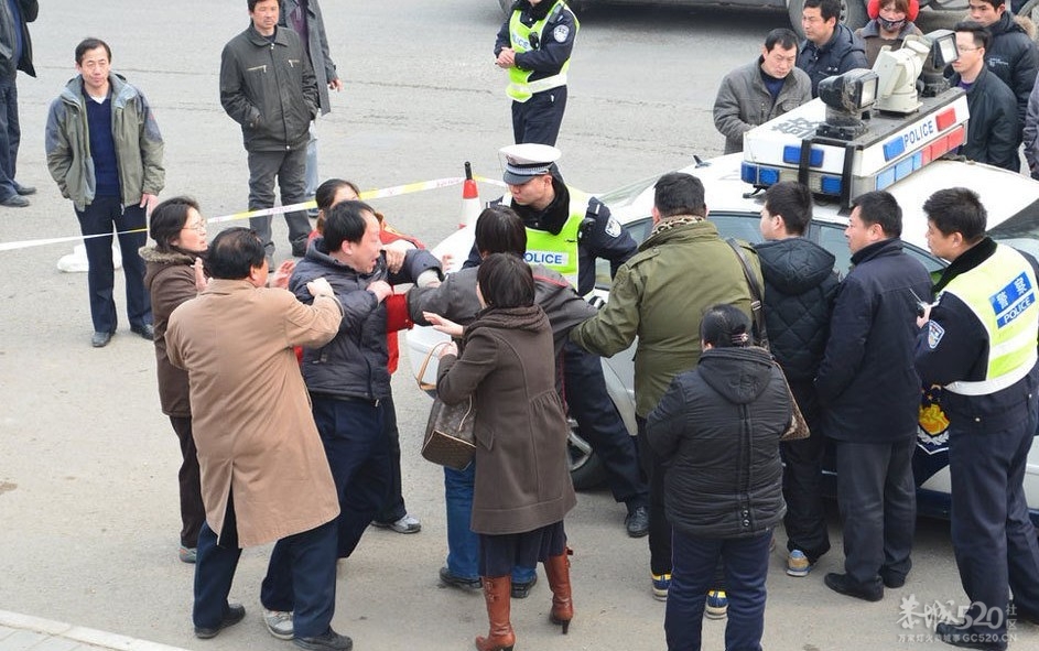 京越野车司机与路人争执 开车将其碾死625 / 作者:习惯有你 / 帖子ID:11246