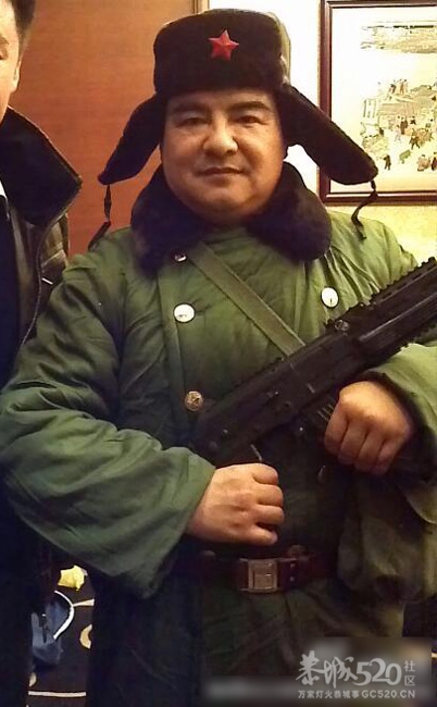 陈光标穿戴雷锋生前衣帽539 / 作者:恭城人 / 帖子ID:11313