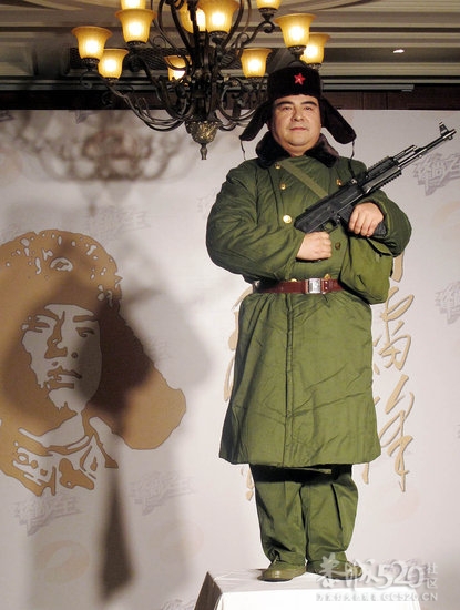 陈光标穿戴雷锋生前衣帽641 / 作者:恭城人 / 帖子ID:11313