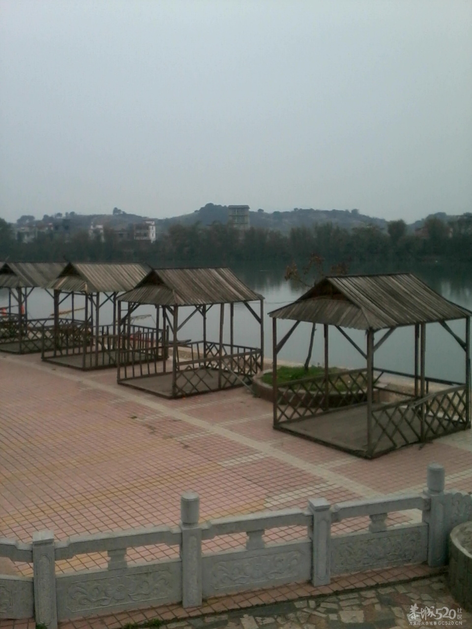 这里的黎明静俏俏639 / 作者:大叔快乐 / 帖子ID:11708