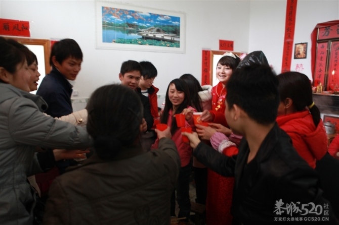 好久没来520了 发下自己婚礼让大家拍拍砖！479 / 作者:゛メ╳灬嚟_先生 / 帖子ID:11927