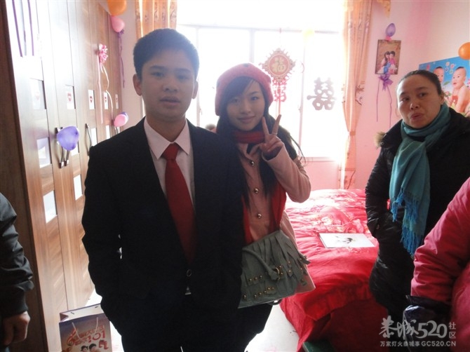 好久没来520了 发下自己婚礼让大家拍拍砖！962 / 作者:゛メ╳灬嚟_先生 / 帖子ID:11927