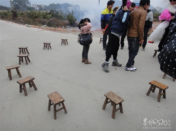 好久没来520了 发下自己婚礼让大家拍拍砖！814 / 作者:゛メ╳灬嚟_先生 / 帖子ID:11927