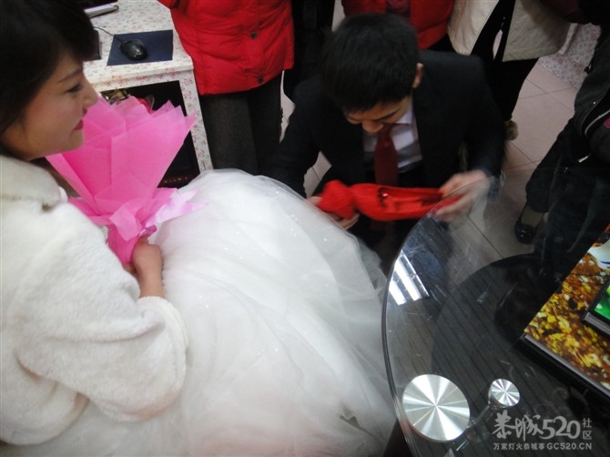 好久没来520了 发下自己婚礼让大家拍拍砖！338 / 作者:゛メ╳灬嚟_先生 / 帖子ID:11927