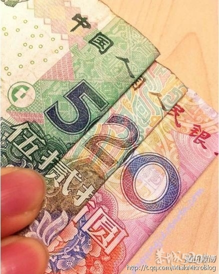 好久没来520了 发下自己婚礼让大家拍拍砖！674 / 作者:゛メ╳灬嚟_先生 / 帖子ID:11927