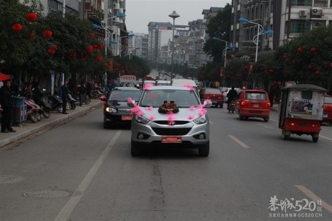 好久没来520了 发下自己婚礼让大家拍拍砖！788 / 作者:゛メ╳灬嚟_先生 / 帖子ID:11927