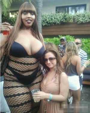 胸部大，长得高，皮肤健康，有点肉肉的女人，这个符合大家择偶标准吧473 / 作者:hei趴 / 帖子ID:12016