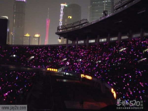 想到那年我去看周杰伦演唱会858 / 作者:雨芳 / 帖子ID:12311