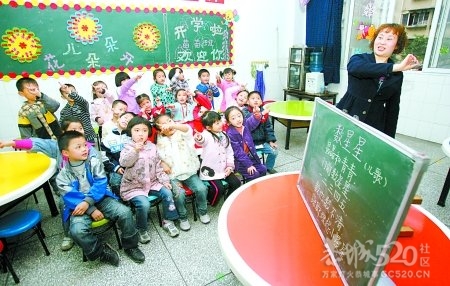 儿歌遭恶搞灰色儿歌流行校园 娃娃该唱啥305 / 作者:谁家小猪 / 帖子ID:12377