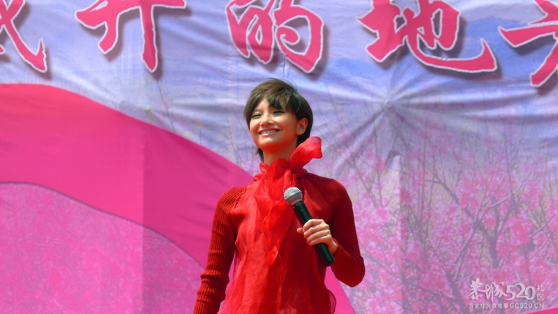 第10届桃花节大型文艺演出现场直击！（更新完毕）535 / 作者:Redsun红日 / 帖子ID:12918