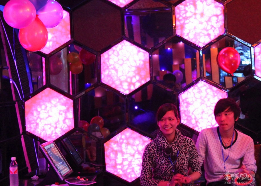 2012千钧国际娱乐会所唱响 .激情歌唱比赛PP766 / 作者:躲在墙上的幸福 / 帖子ID:13118