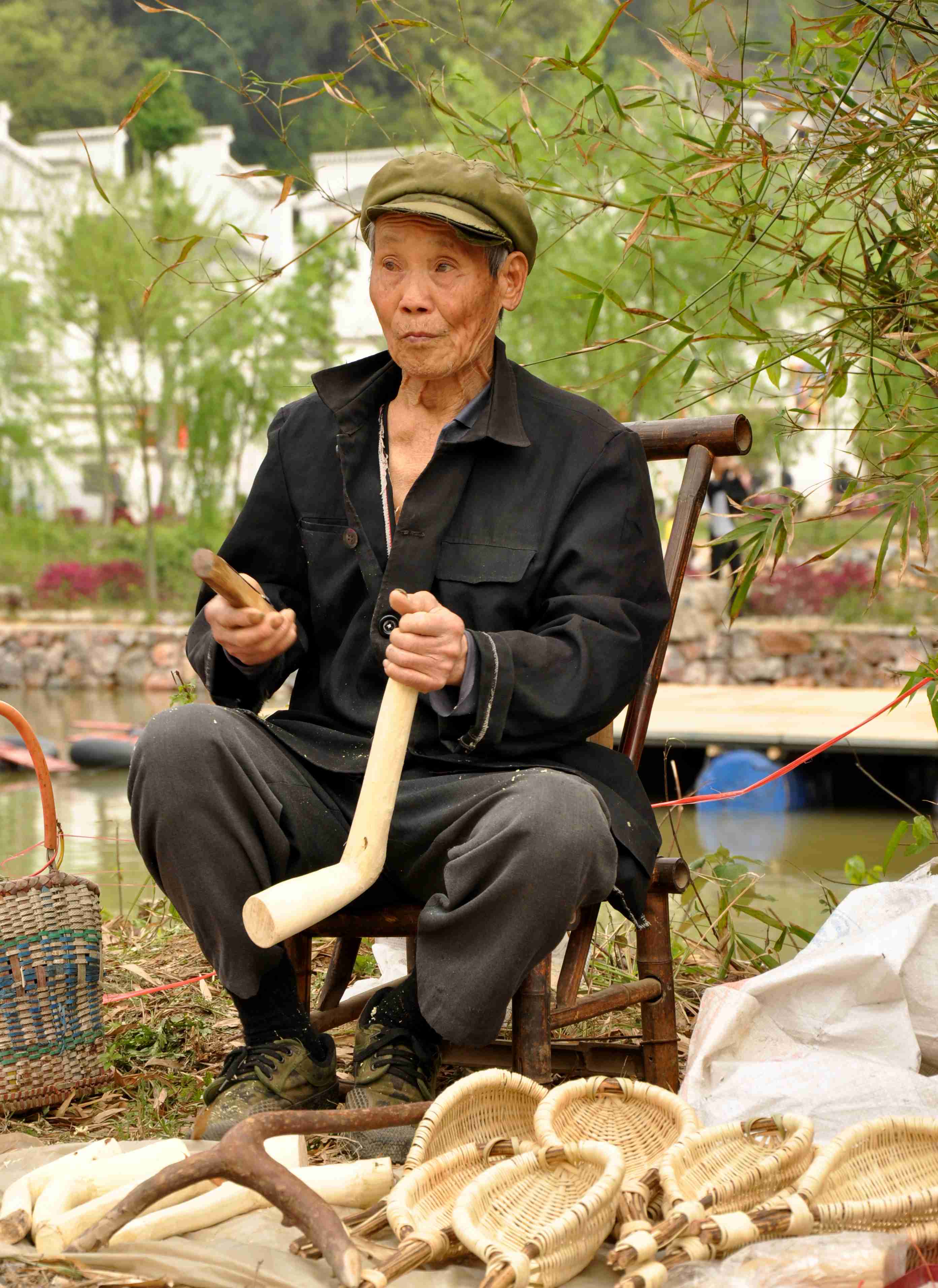 卖油茶捶的老人243 / 作者:油茶之都 / 帖子ID:13324