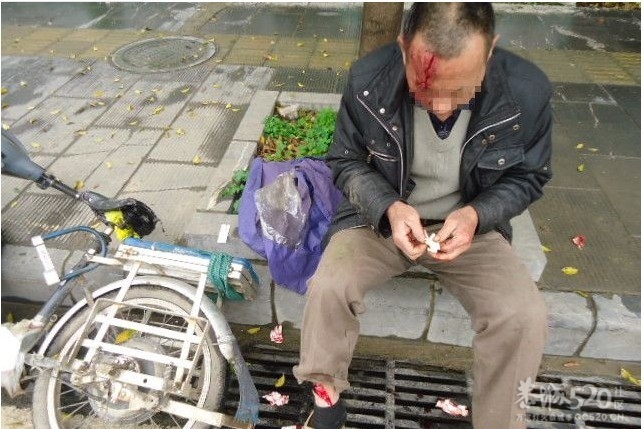 车祸,场面血腥.胆小勿入!!!212 / 作者:穷人 / 帖子ID:13683