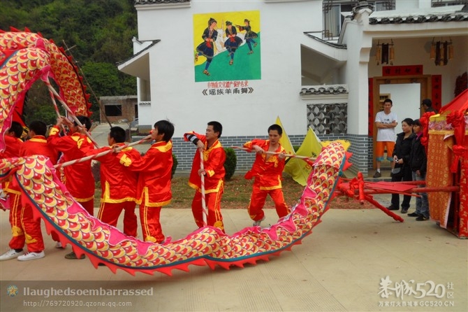 无聊，放两张我们和平街龙队的照片来看看。过年跳的找不到了565 / 作者:ゞ↘oElla / 帖子ID:13946