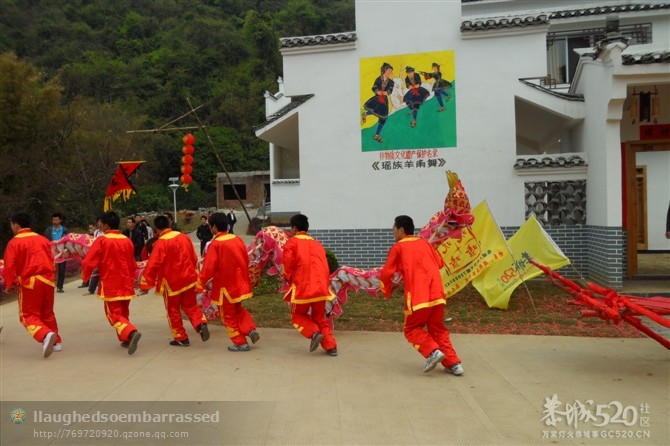 无聊，放两张我们和平街龙队的照片来看看。过年跳的找不到了707 / 作者:ゞ↘oElla / 帖子ID:13946