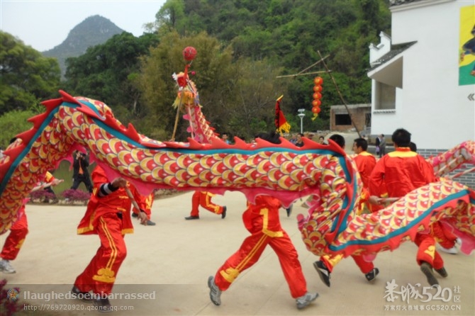 无聊，放两张我们和平街龙队的照片来看看。过年跳的找不到了400 / 作者:ゞ↘oElla / 帖子ID:13946