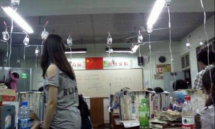 高考班集体打吊瓶复习 称补充氨基酸285 / 作者:小雨点 / 帖子ID:16437