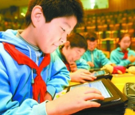 为每名学生配iPad，平板电脑进课堂你是支持还是反对？864 / 作者:小雨点 / 帖子ID:17834