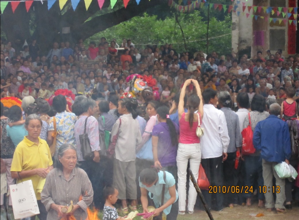 第七届莲花老圩“四月初八”公明文化节【组图】315 / 作者:移不动 / 帖子ID:15793