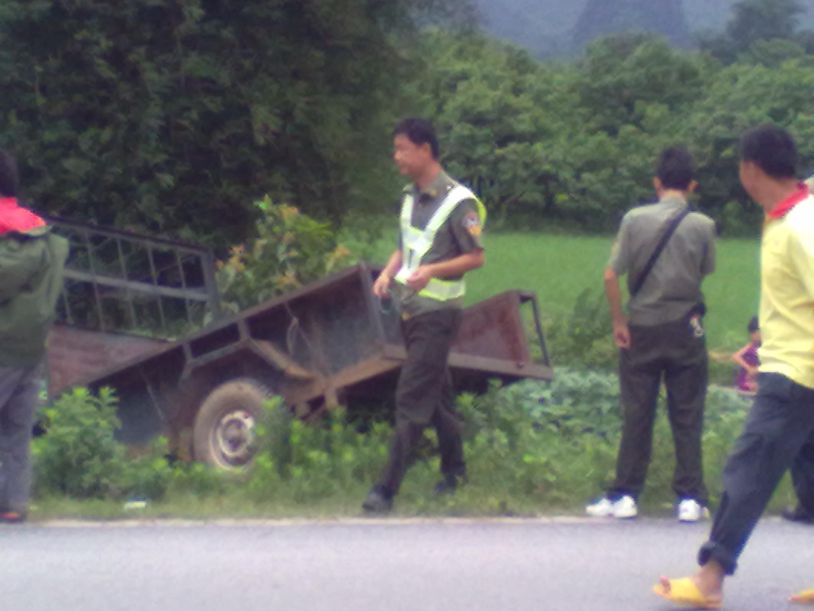 恭城农机局集中开展“打非治违”专项行动595 / 作者:风狂一世 / 帖子ID:19058