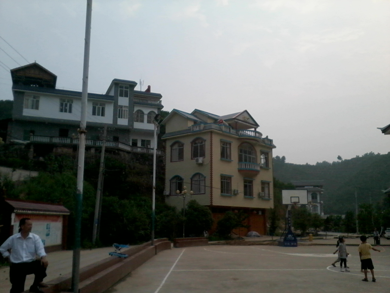 今日恭城黄竹岗新村866 / 作者:大叔快乐 / 帖子ID:20181