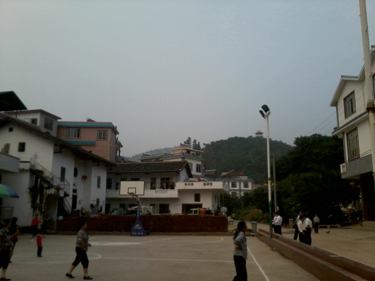 今日恭城黄竹岗新村241 / 作者:大叔快乐 / 帖子ID:20181