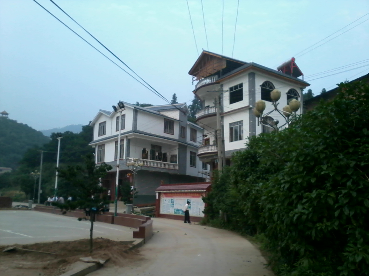 今日恭城黄竹岗新村634 / 作者:大叔快乐 / 帖子ID:20181