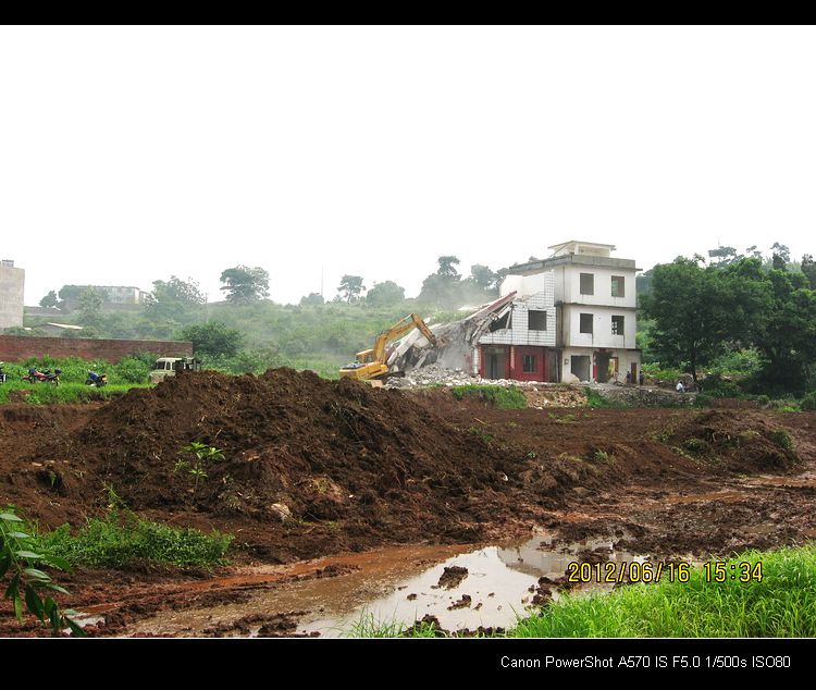 我县的“瑶族文化城”动工现场171 / 作者:平安大叔 / 帖子ID:20342