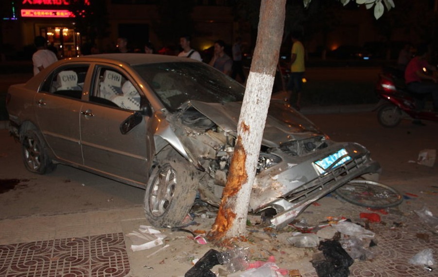 醉驾害人害己--陕西汉中女子醉驾肇事致4死7伤414 / 作者:小雨点 / 帖子ID:20601