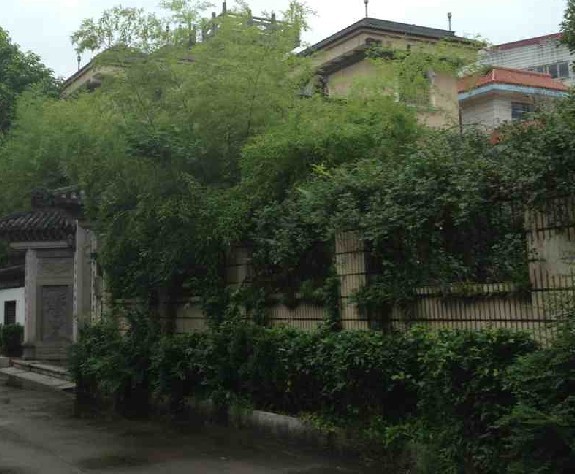 庭院深深-----手机拍滴  拍砖的轻点( ⊙ o ⊙ )啊！732 / 作者:小雨点 / 帖子ID:20816