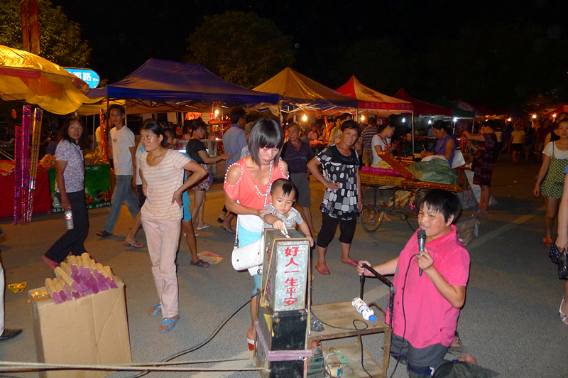 恭城关公庙会现场【组图】595 / 作者:520摄影记者 / 帖子ID:21280