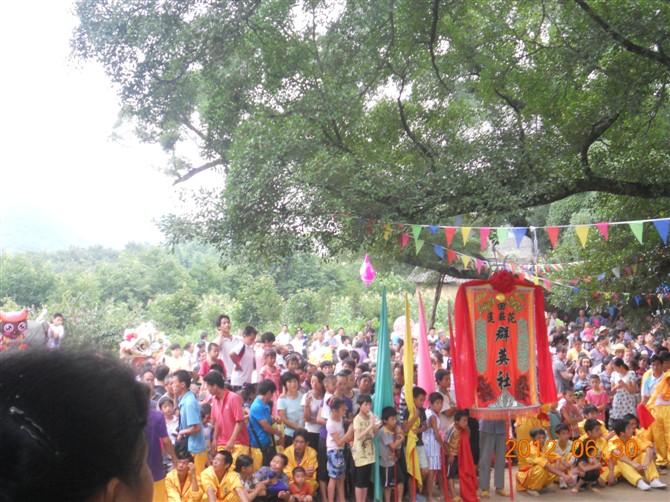 莲花老舞台关公节有吃有喝有看681 / 作者:麒麟玉 / 帖子ID:21398