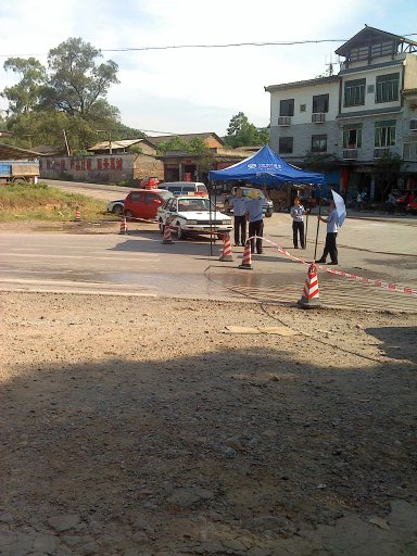 恭城又暴乱了？现场照片情况更新！！418 / 作者:徘徊女 / 帖子ID:21584