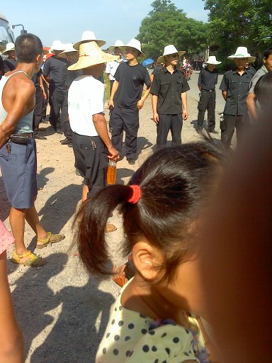 恭城又暴乱了？现场照片情况更新！！444 / 作者:徘徊女 / 帖子ID:21584