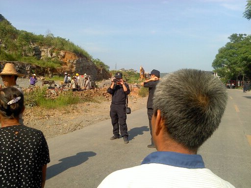 恭城又暴乱了？现场照片情况更新！！672 / 作者:徘徊女 / 帖子ID:21584