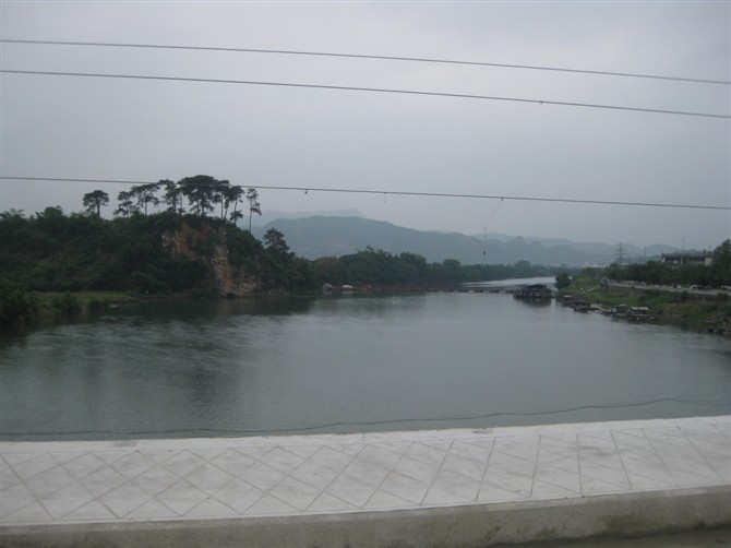 昨日的燕岩大桥。今日的燕岩大桥。984 / 作者:东方思雨 / 帖子ID:21651