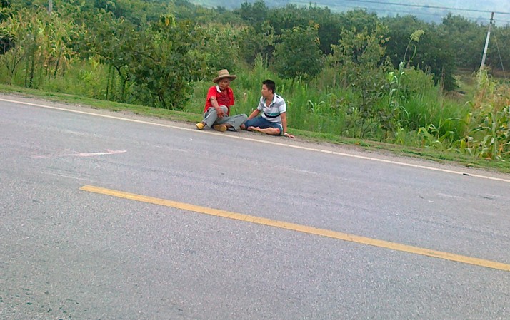 上班路上亲眼目睹两次车祸（触目惊心）有图174 / 作者:小勇 / 帖子ID:22165