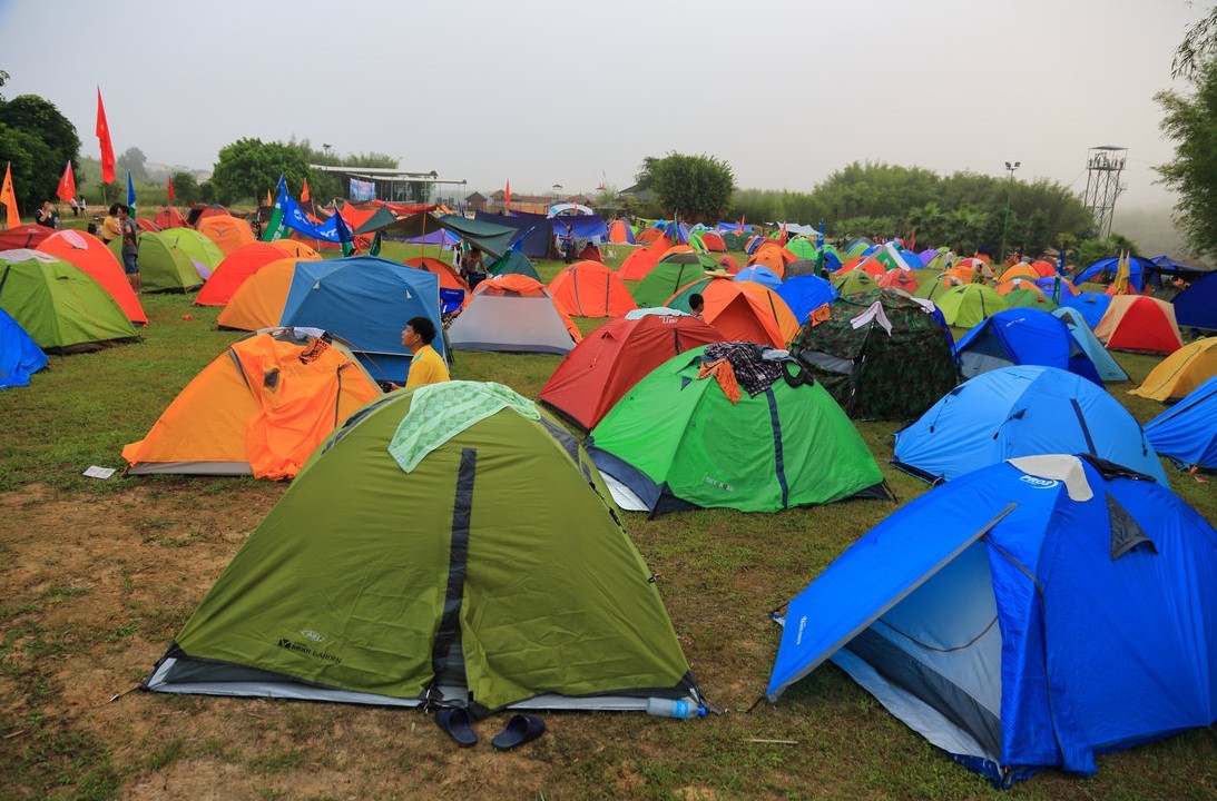 广西第三届驴友大会  相约 思罗河  露营石表山998 / 作者:Redsun红日 / 帖子ID:27438