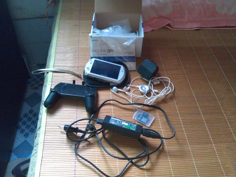 9.9新psp一台 16G的！配件齐全！621 / 作者:▓丶Ｄ调゛丶 / 帖子ID:35585