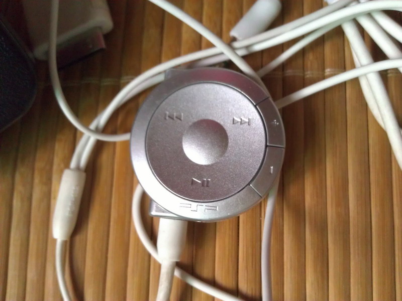 9.9新psp一台 16G的！配件齐全！575 / 作者:▓丶Ｄ调゛丶 / 帖子ID:35585