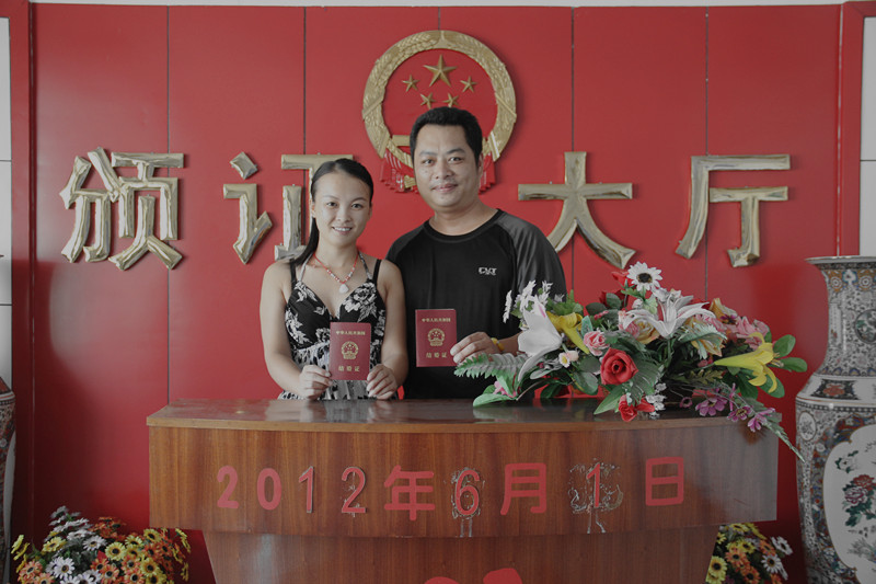 走在 爱情坟墓 的路上！！444 / 作者:你是我的女人 / 帖子ID:35733