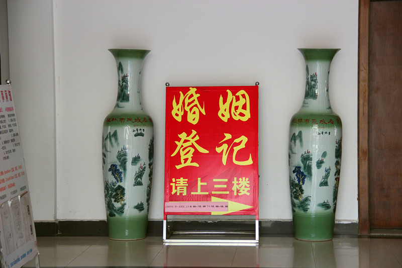 走在 爱情坟墓 的路上！！444 / 作者:你是我的女人 / 帖子ID:35733