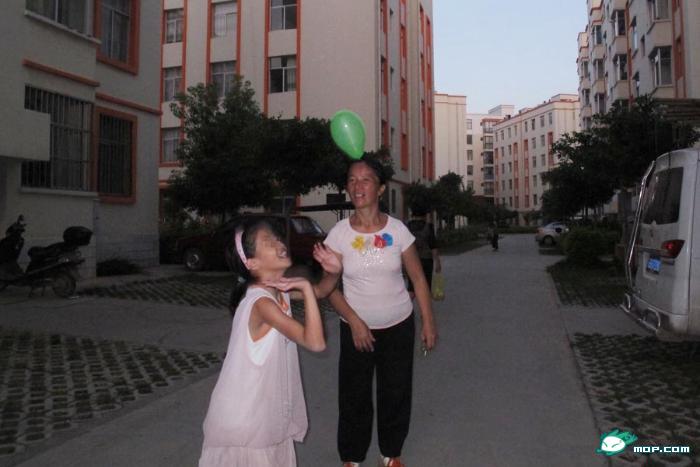 养父在劳务市场挂牌10万出售10岁养女，这是逆天哇？666 / 作者:翠峰紫阳 / 帖子ID:36901