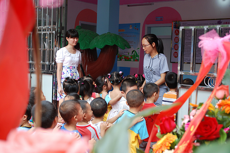 热烈祝贺“小博士民族幼儿园”新教学楼开业159 / 作者:柚子壳※ / 帖子ID:38285