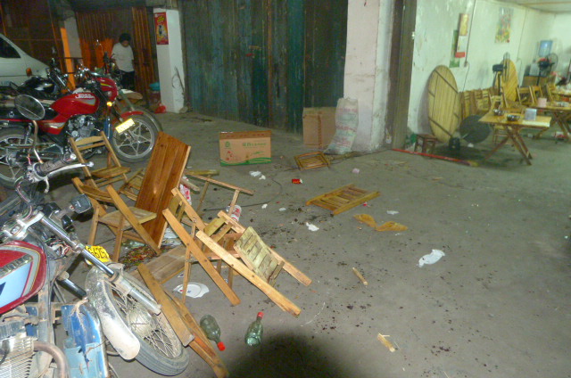 加会宵夜摊刀拼后现场642 / 作者:咖啡羊 / 帖子ID:48478