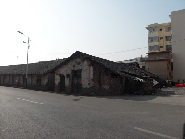 告别茅草房 奔向新生活45 / 作者:暮云春树 / 帖子ID:48515