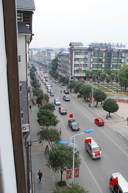 恭城游行队伍34 / 作者:瑶乡看兰 / 帖子ID:54670