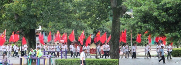 恭城中学爱国主义教育活动【组图】844 / 作者:黄子 / 帖子ID:55001