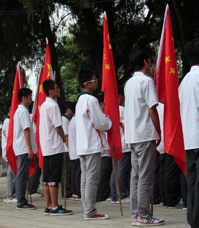 恭城中学爱国主义教育活动【组图】913 / 作者:黄子 / 帖子ID:55001