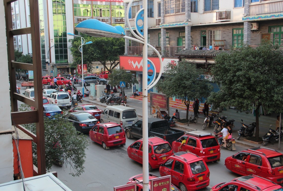 银座十字路又现大堵车 这次是有图有真相了469 / 作者:恭城人 / 帖子ID:55227